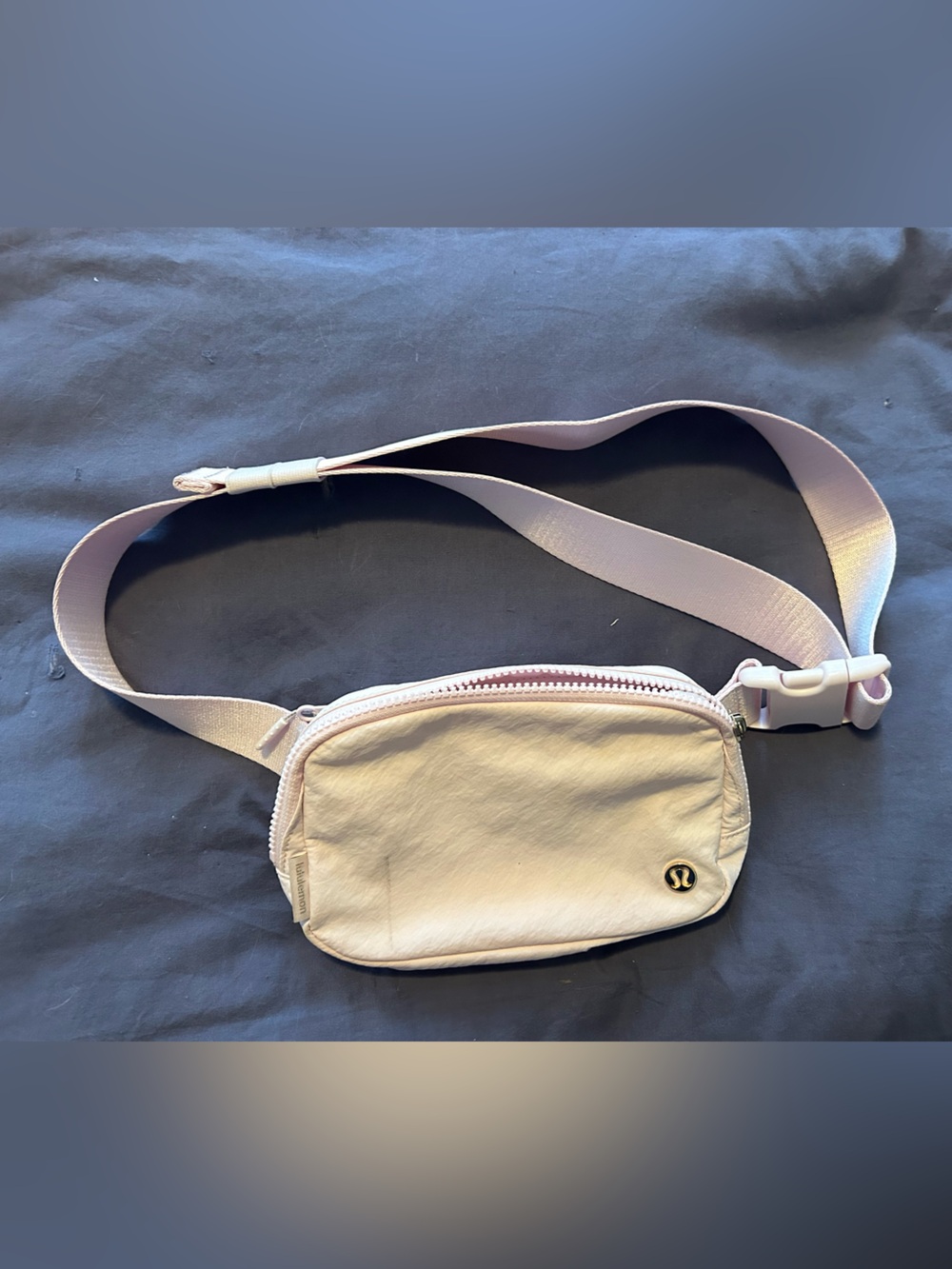 Lululemon belt bag